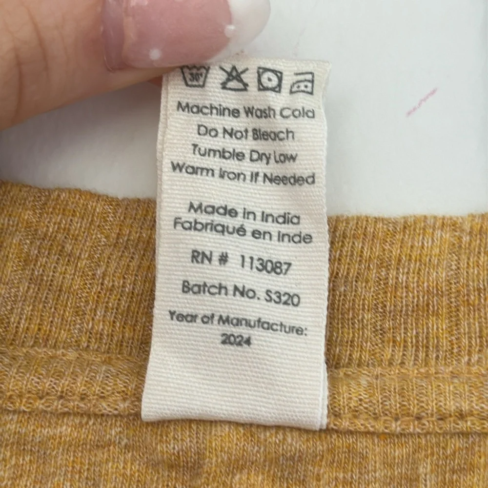 Kate Quinn Women's Ribbed Fitted Short Sleeve Tee, Mustard - Size S - Picture 6 of 6